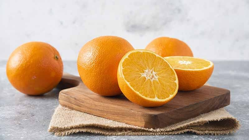 How Much Vitamin C Is in an Orange?