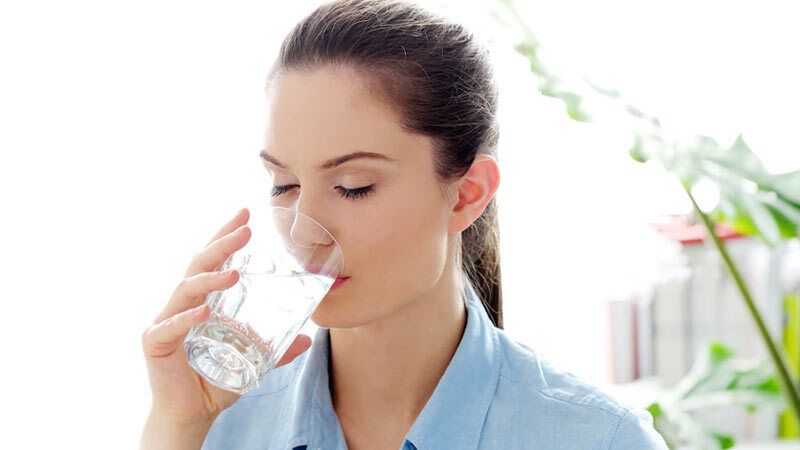 Tips To Drink 10 12 Glasses Of Water A Day The Wellness Corner 0139