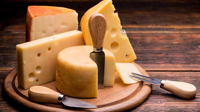 Can Cheese Be Eaten Daily?