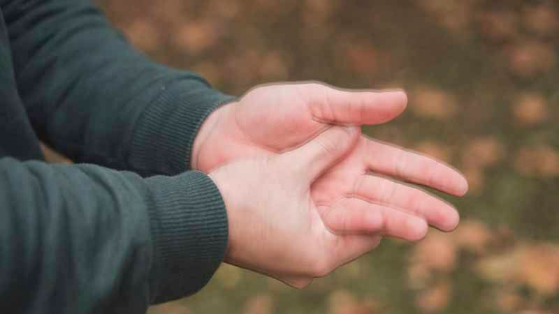 Shaky Hands: What's Normal And When To Be Concerned?