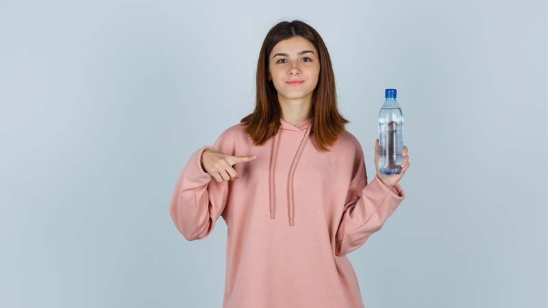 Why Young Adults Are Dehydrated Even After Gluing Themselves To Water Bottles?
